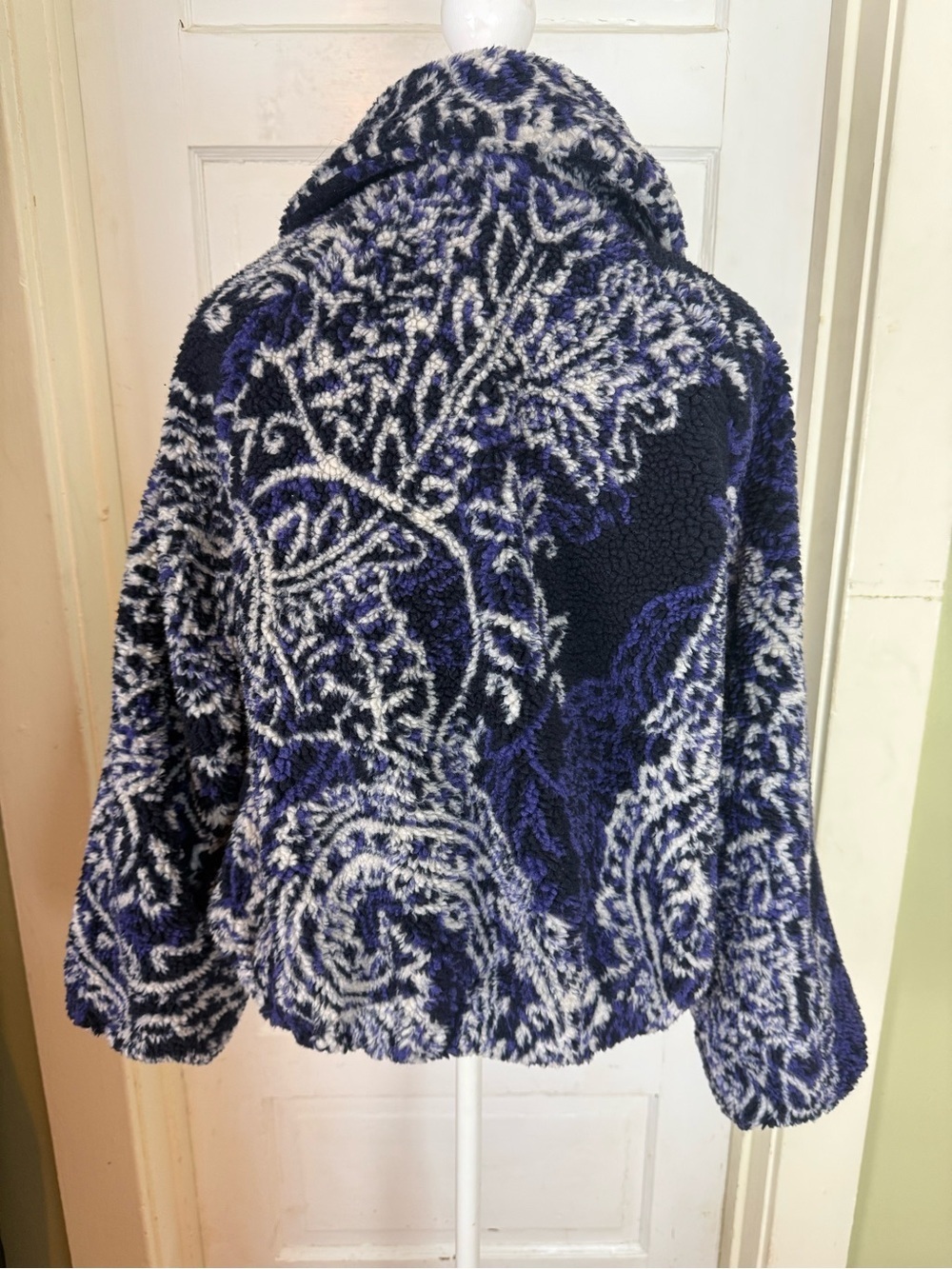Democracy Raglan Fleece Bomber Jacket - Picture 4 of 9